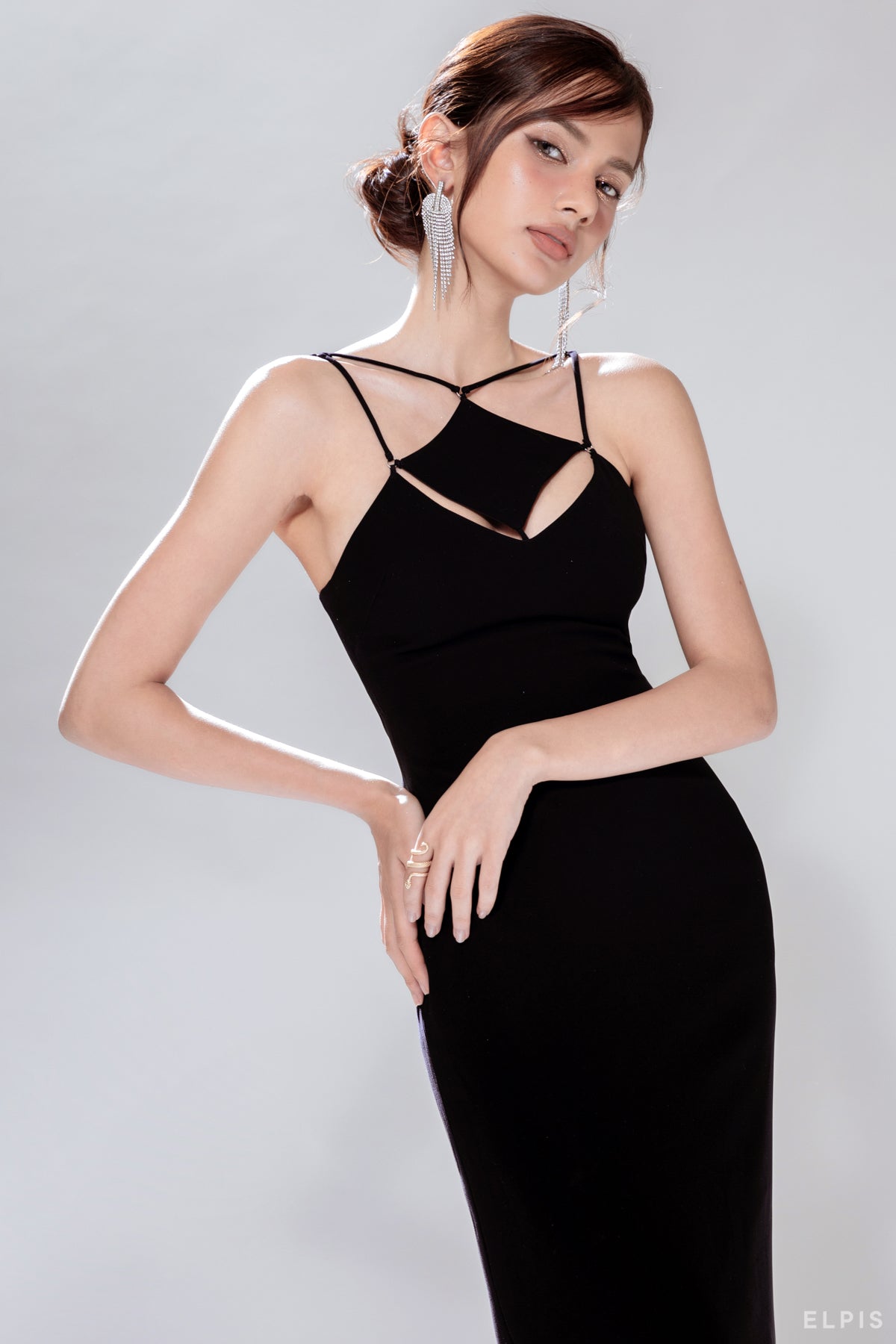 Body dress featuring halter neckline, cut-out detailing, ankle length | FW21D08